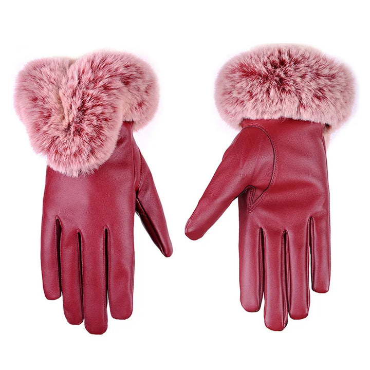 Rote Lederhandschuhe mit rosa Kunstpelz, Damenmode, Winteraccessoire, elegant und warm.