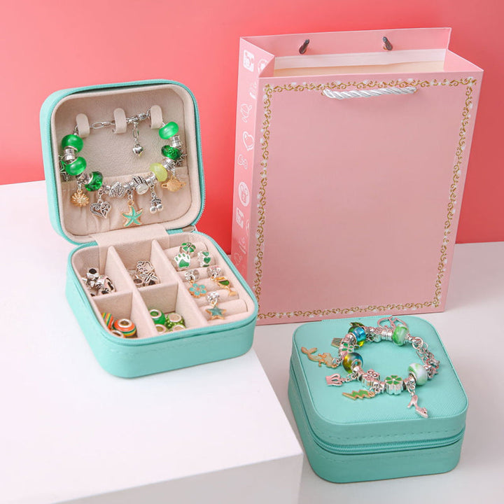 DIY-Armband Bastelset für Kinder mit Perlen, Anhängern & Geschenkbox