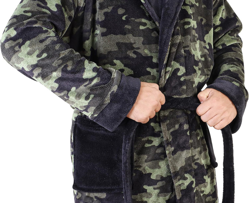 Morgenmantel Herren Camouflage, Fleece, warm, mit Gürtel, Taschen, grün-schwarz, gemütlich.