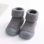 SnugSteps – Bequeme Herbst-Barfuß-Socken für Kinder