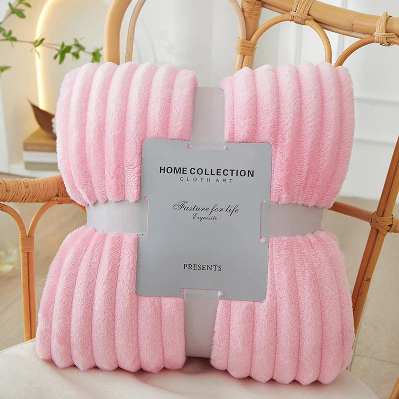 Rosa Plüschdecke, weich, Home Collection, dekorativ, gemütlich, Wohnzimmer, Geschenkidee.
