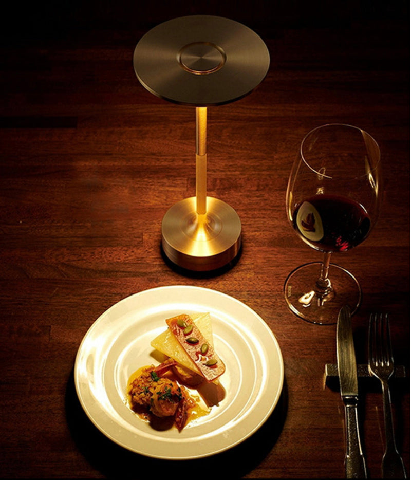 ClarityGlow Luxus Edition | Kabellose LED-Tischlampe