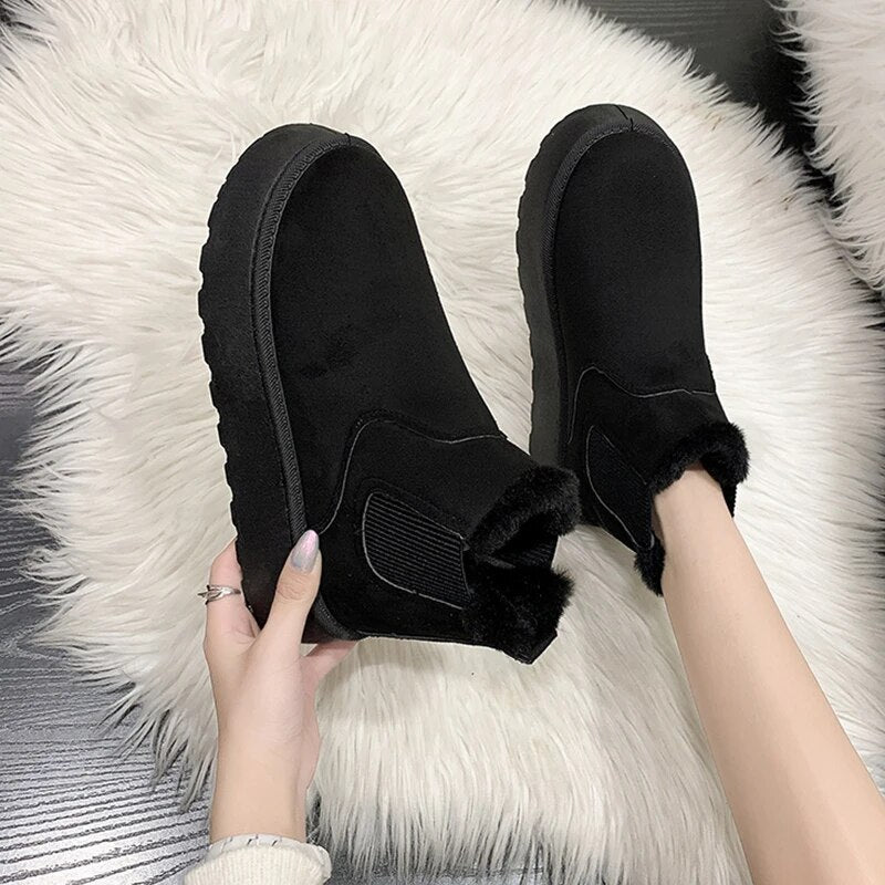 Schwarze Damen Ankle Boots, warm gefüttert, rutschfeste Sohle, modisch, bequem.