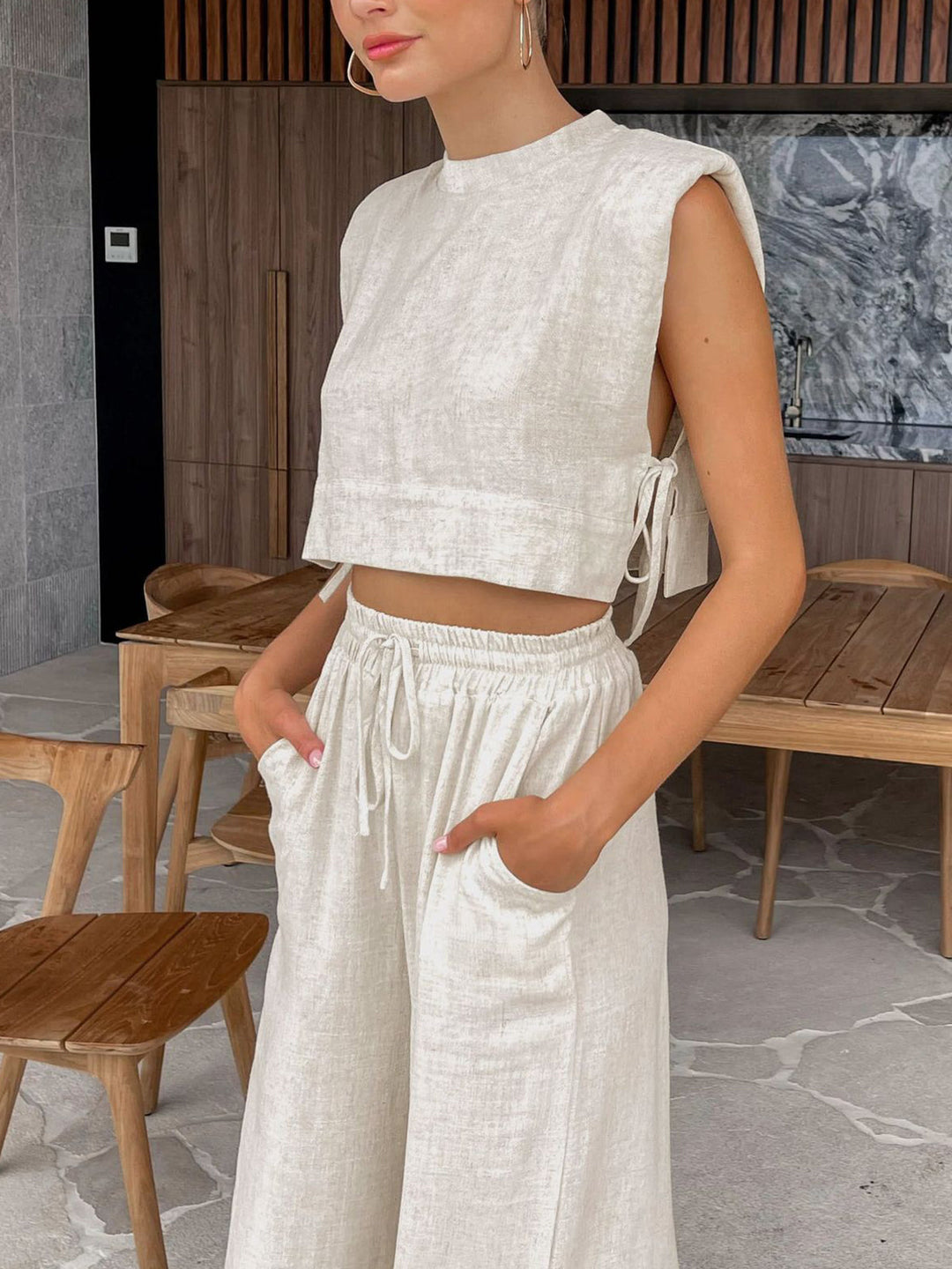Zweiteiliges Sommer-Set mit Crop-Top und Hose – Valeria
