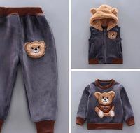 Dreiteiliges Winter-Baby- und Kleinkind-Set mit Bärenmotiv – WinterBearHugs