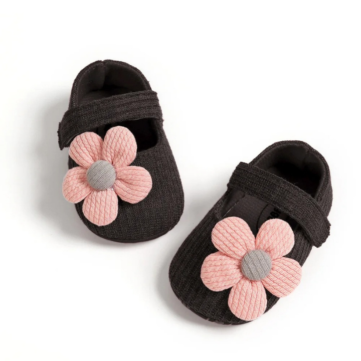 Schwarze Babyschuhe mit rosa Blumen, weiches Material, Klettverschluss, Neugeborene.