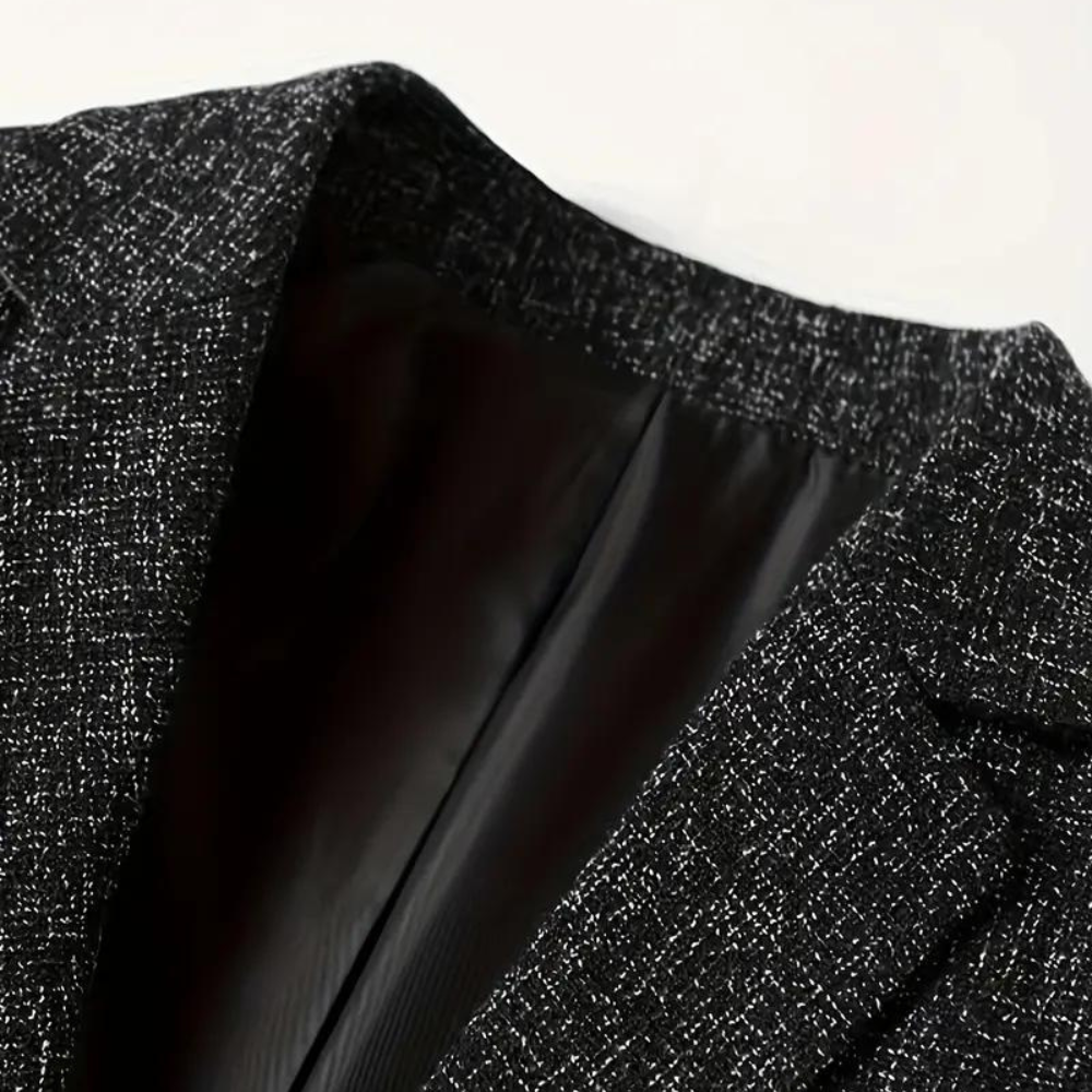 Schwarzer Tweed-Blazer mit feinem Muster, Innenfutter, elegantes Design für Herrenmode.