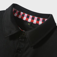 Schwarzes Polohemd mit kariertem Kragen, Baumwolle, Größe M, modisch, Herrenbekleidung.