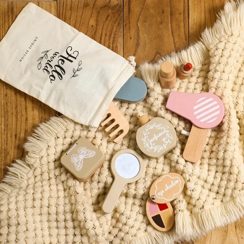 Frisier- und Schminkspiel aus Holz für Kinder – BeautySpa