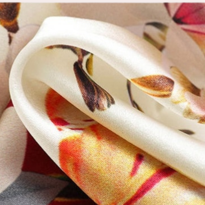 Herbst Damen T-Shirt mit Blumenmuster – Rivka