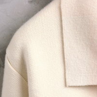 Herrenweste mit Knopfschluss und Streifen – Enzo