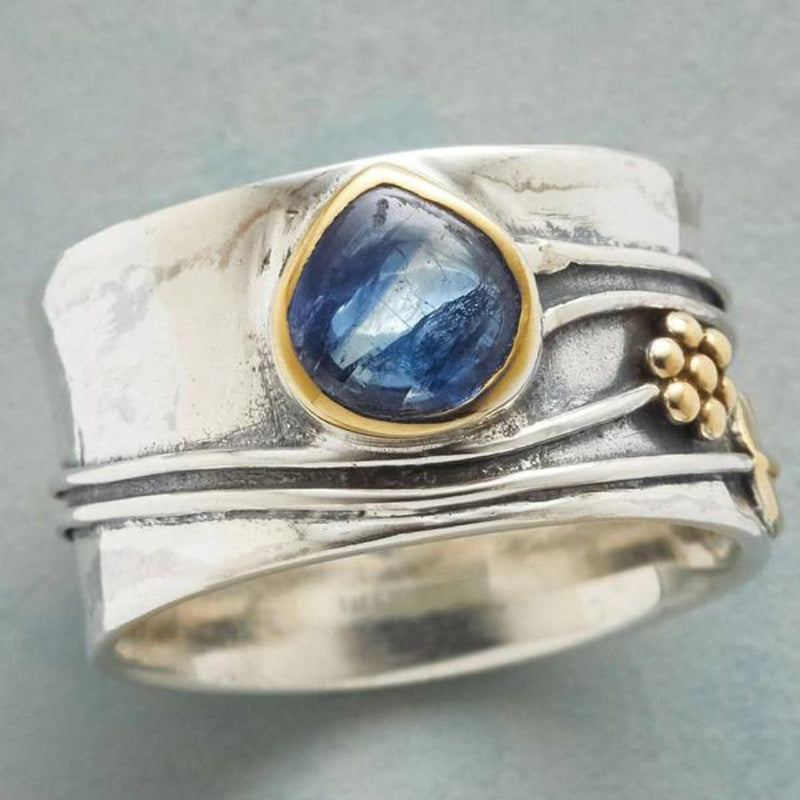 Silberring mit blauem Saphir, handgefertigt, einzigartiges Design, Schmuck für Damen.