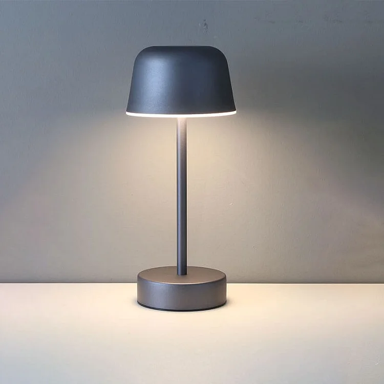 Dunkelgrüne Tischlampe, modernes Design, Metall, LED-Beleuchtung, minimalistisch, Wohnzimmer.