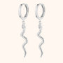 Silberne Schlangen-Ohrringe, 925 Sterling Silber, modisches Schmuckdesign, Damen-Accessoire.
