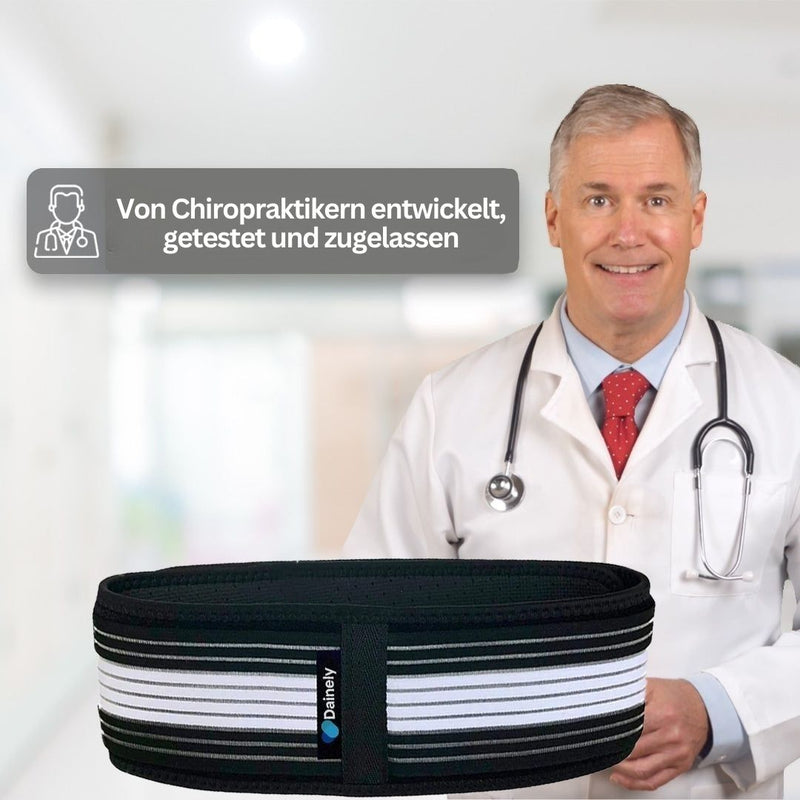 Schwarzer Rückenstützgürtel mit weißen Streifen, entwickelt von Chiropraktikern, getragen von Arzt.