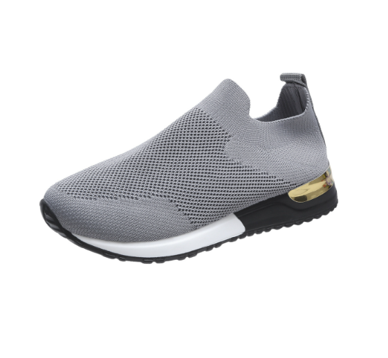 Grauer Sneaker aus Mesh, rutschfeste Sohle, goldene Ferse, atmungsaktiv, sportlich.