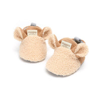 Weiche rutschfeste Lauflernschuhe für Babys mit Lamm-Motiv – Winterzauber Schrittchenwarm