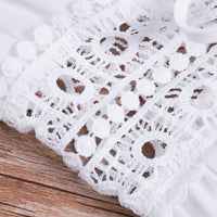 Lange Strandkleid mit Spitzenakzenten und Schleifenverschluss – Elara