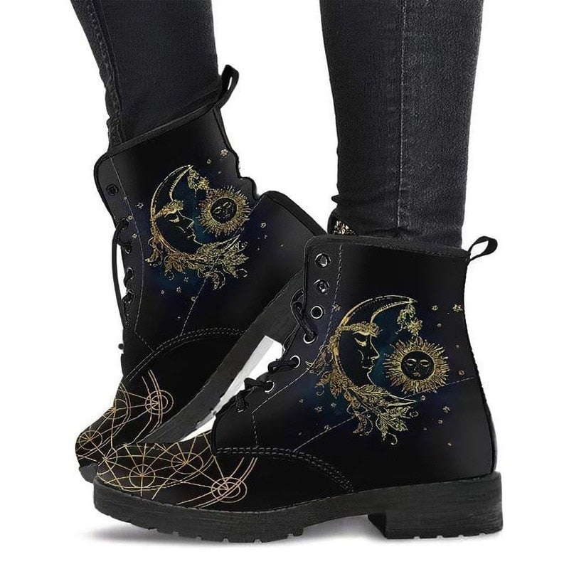 Damen-Stiefeletten mit Herbstlaub- und Mondmotiv – Selene