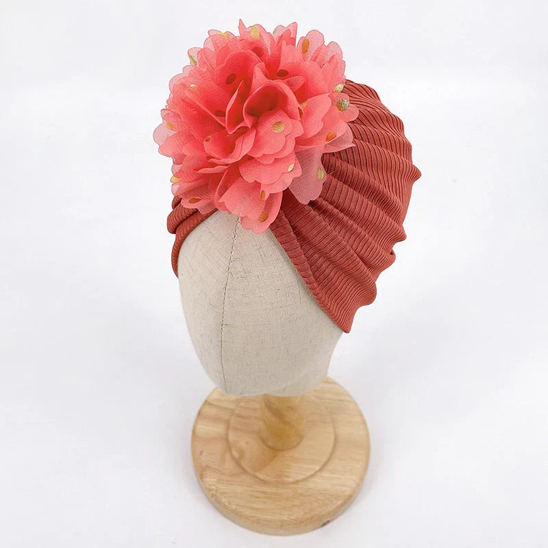 Weiche Baby-Turbanmütze mit Rüschendetail – Herbstzauber KuschelGlanz (1+1 Gratis)