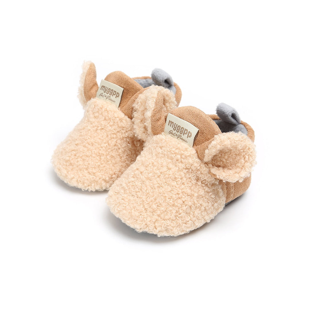 Weiche rutschfeste Lauflernschuhe für Babys mit Lamm-Motiv – Winterzauber Schrittchenwarm