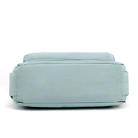 Hellblaue Umhängetasche aus Leder, minimalistisch, modisch, vielseitig für Damen.