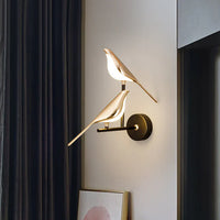 Moderne Wandleuchte in Vogel-Design, goldfarben, LED, dekorative Innenbeleuchtung.