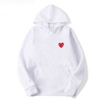 Weißer Damen-Hoodie mit rotem Herz-Logo, Baumwolle, Kapuze, modisch, bequem.