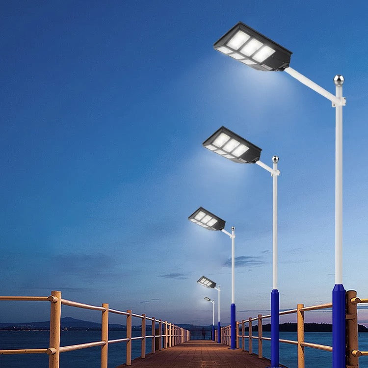 A OUT OF STOCK /Solar-Außenlampe – Solvion 600