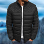 Schwarze Herren-Daunenjacke, wasserabweisend, gesteppt, modisch, warm, Outdoor-Bekleidung.