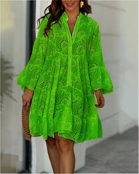 Gemütliches Herbstkleid mit Kragen und V-Ausschnitt – Sarah