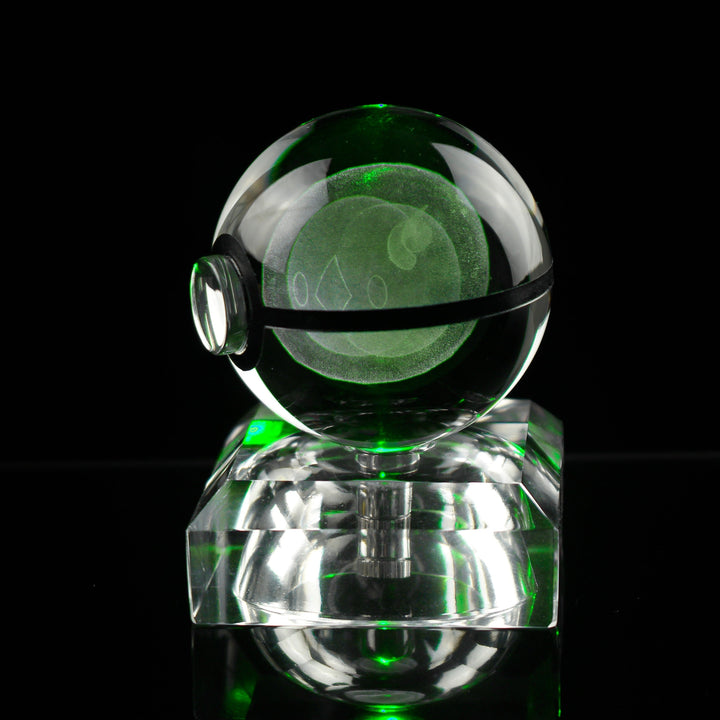 AA OUTOF STOCK Kristall-Pokékugel mit LED-Standfuß – Interaktives Sammelspielzeug