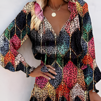 Herbstliches Kleid mit Druck und Rüschen – Lina