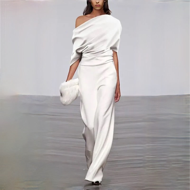 Herbstlicher weißer Damen-Jumpsuit mit zeitlosem Design – Liva