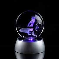 AA OUTOF STOCK Kristall-Pokékugel mit LED-Standfuß – Interaktives Sammelspielzeug