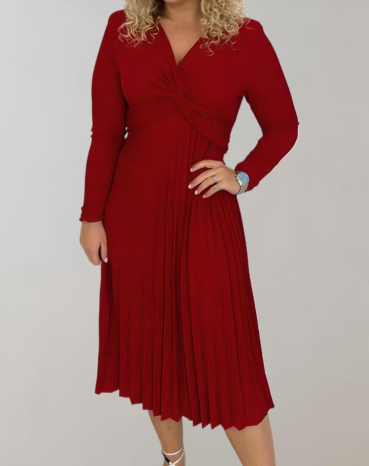 Rotes Damenkleid, langärmelig, knielang, plissiert, elegantes Design, ideal für Abendveranstaltungen.