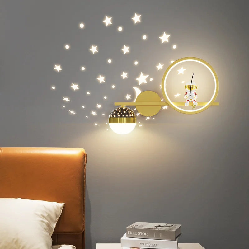 Moderne Kinder-Wandleuchte, LED, Sternmotiv, dimmbar, Schlafzimmer-Dekoration, gelb.