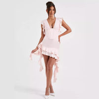 Asymmetrisches Rüschenkleid mit V-Ausschnitt & Figurbetonung – Elira