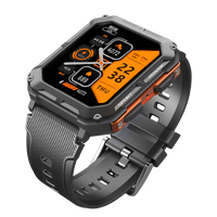 Robuste Smartwatch mit Herzfrequenzmesser, Schrittzähler, schwarz-orange, Outdoor geeignet.