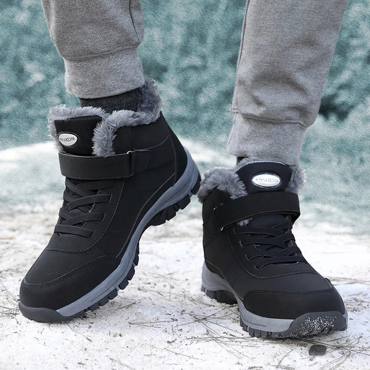 Schwarze wasserdichte Winterstiefel, Leder, rutschfest, warm gefüttert, Outdoor-Sneaker.