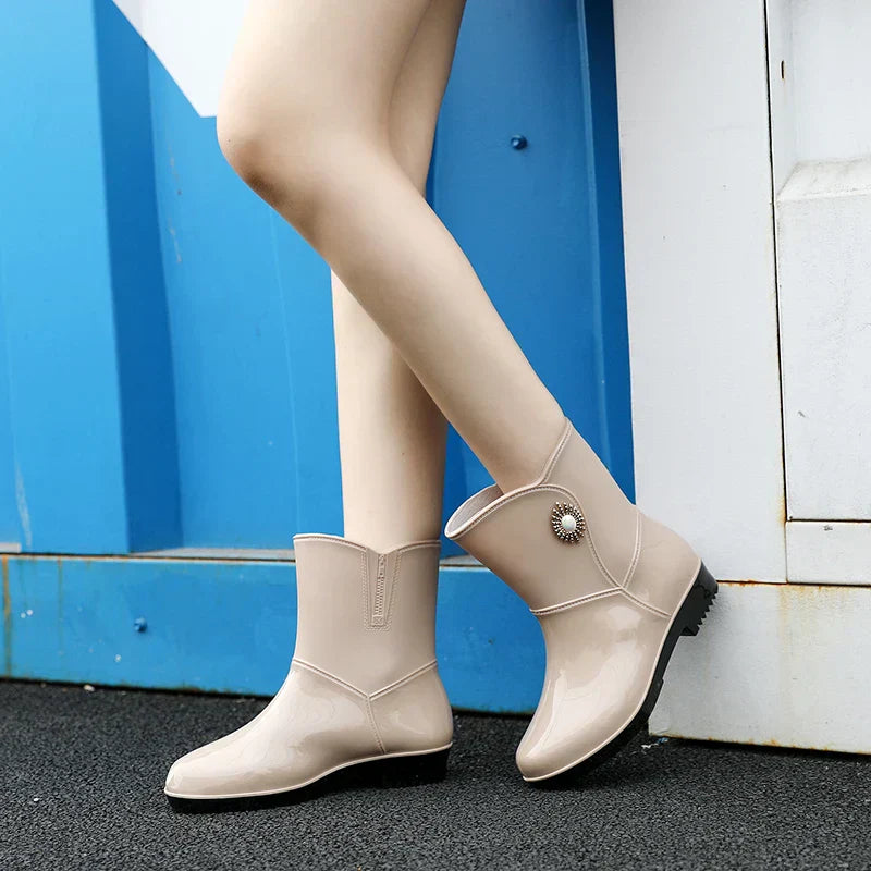 Damen Regenstiefel wasserdicht mit Blumen-Detail & Profilsohle – Serelina