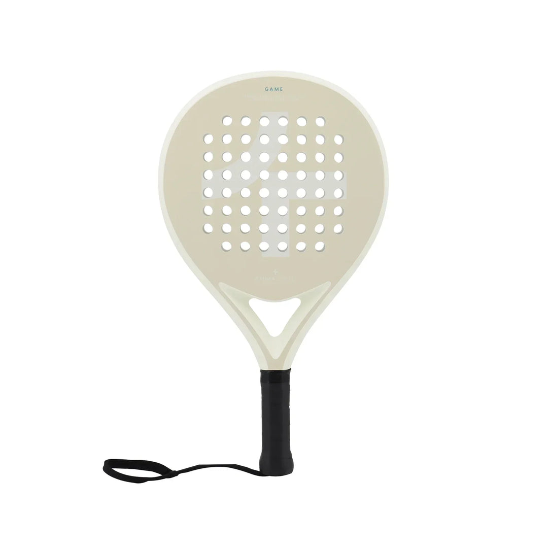 Beiger Padel-Schläger mit schwarzem Griff und Handschlaufe, ideal für Padel-Tennis-Spiel.
