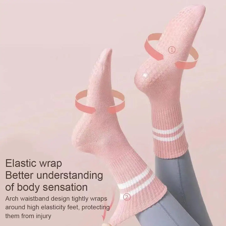 Rosa elastische Socken mit Streifen, rutschfest, bequem, für Sport und Freizeit.