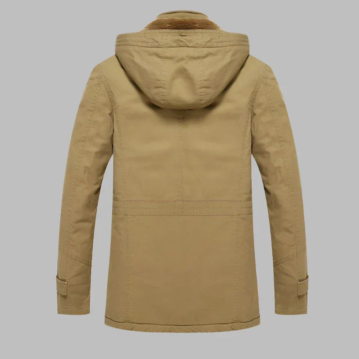 Beige Herrenparka mit Kapuze, Winterjacke, warm gefüttert, modisch, Outdoor-Bekleidung.
