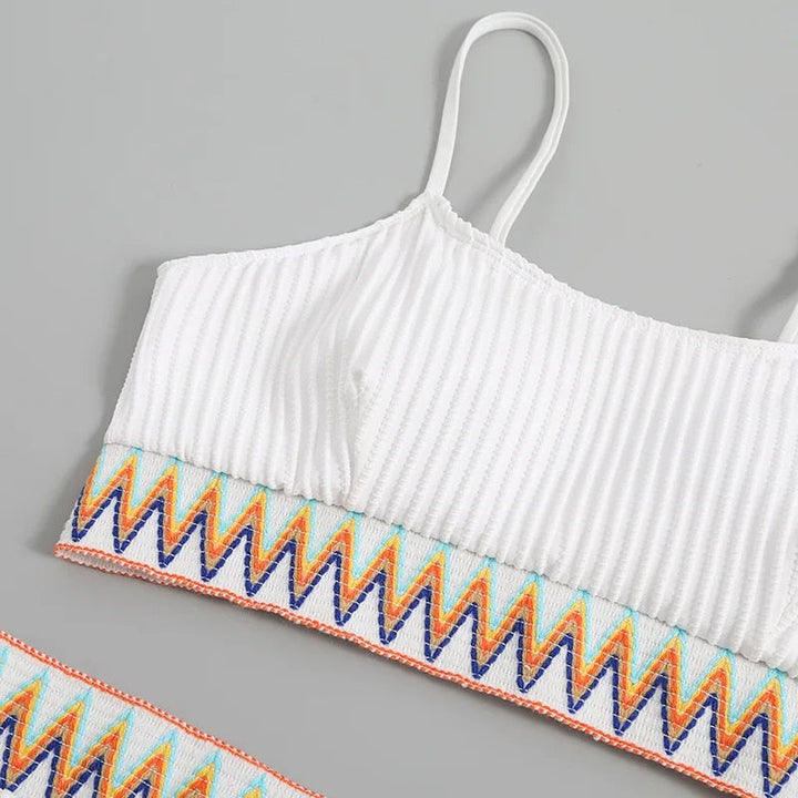 Bikini mit verstellbaren Trägern und hohem Bund – Malia