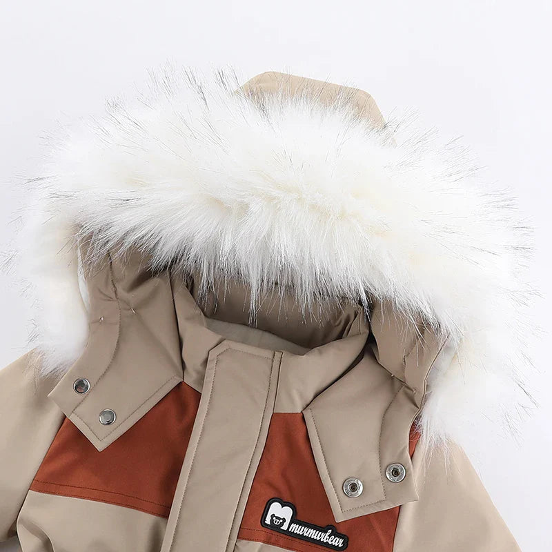 Baby-Winteroverall mit Kapuze, wasserdicht und warm gefüttert – Mila Winterzauber Edition