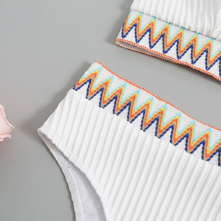 Bikini mit verstellbaren Trägern und hohem Bund – Malia