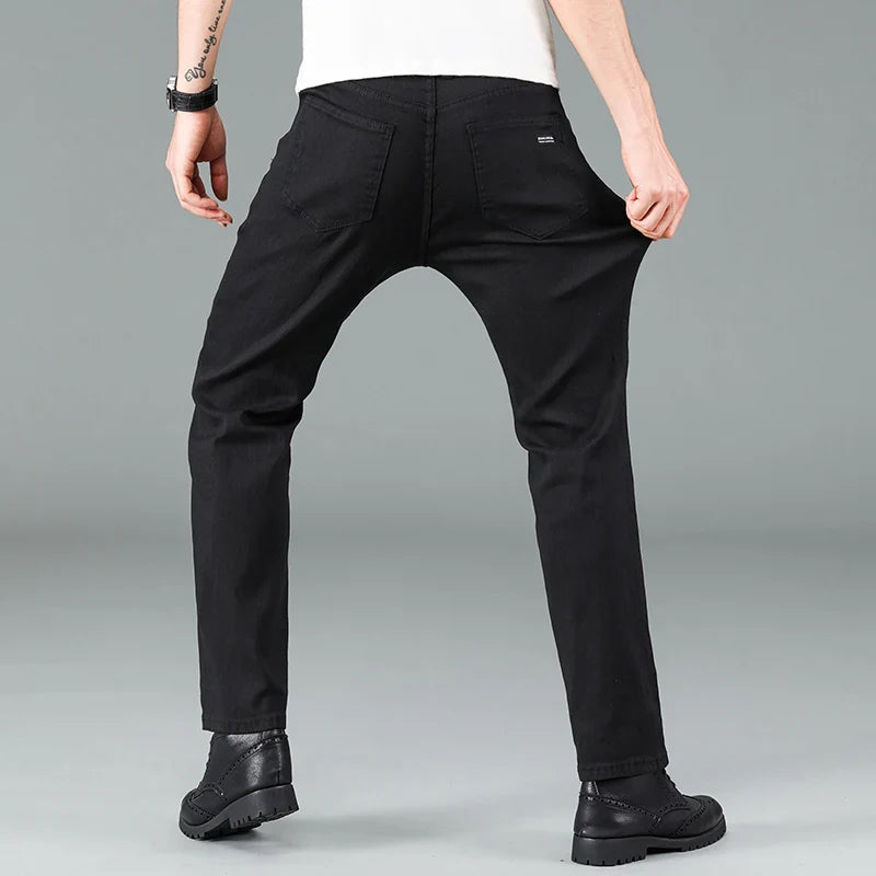 Herren Straight Fit Jeans in Schwarz mit Stretch – Milan