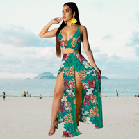 Sommeroutfit mit Spaghettiträger und langem Rock mit Schlitz – Naïma