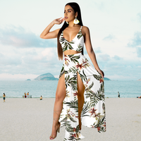 Sommeroutfit mit Spaghettiträger und langem Rock mit Schlitz – Naïma